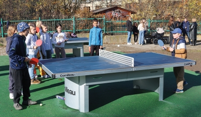 Nové stoly na stolní tenis 