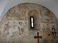Detail fresky: nahoře Ježíšův křest, vpravo dole Kristus s evangelisty
